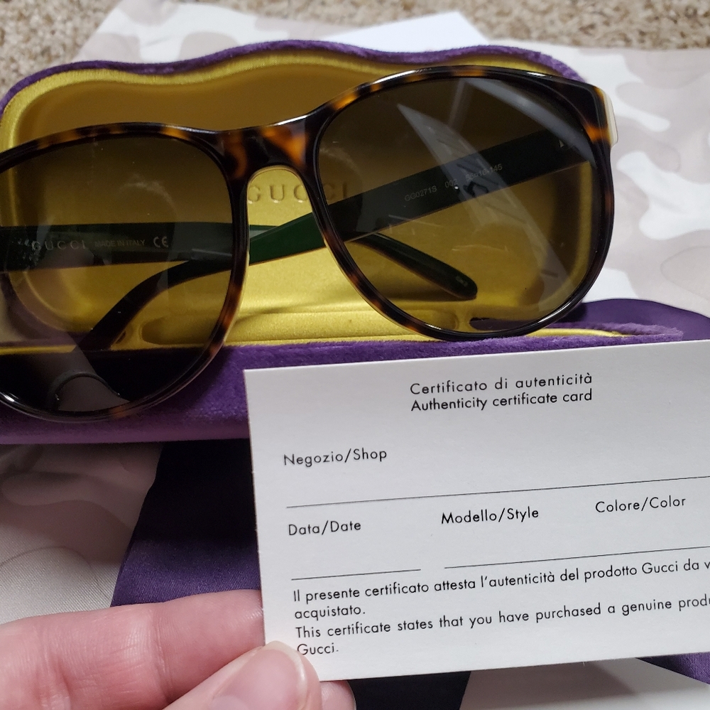 ❤Gucci Cat Eye Sunglasses 🕶 - Picture 6 of 11